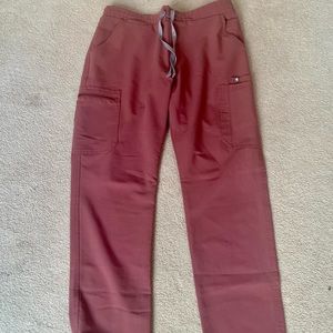 Figs scrub bottoms, pink, in medium